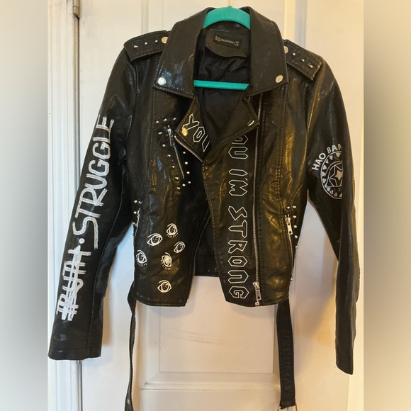 Boutique Black Vegan Leather Moto Jacket with Studded & Zipper Details Small - Picture 5 of 12